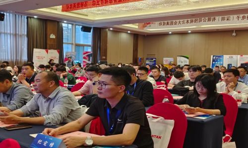 四月過(guò)半，帶您走進(jìn)2024宇航工業(yè)交換機(jī)千城行產(chǎn)品技術(shù)交流大會(huì)分別在福建、云南、江蘇、湖南、河南的會(huì)議現(xiàn)場(chǎng)